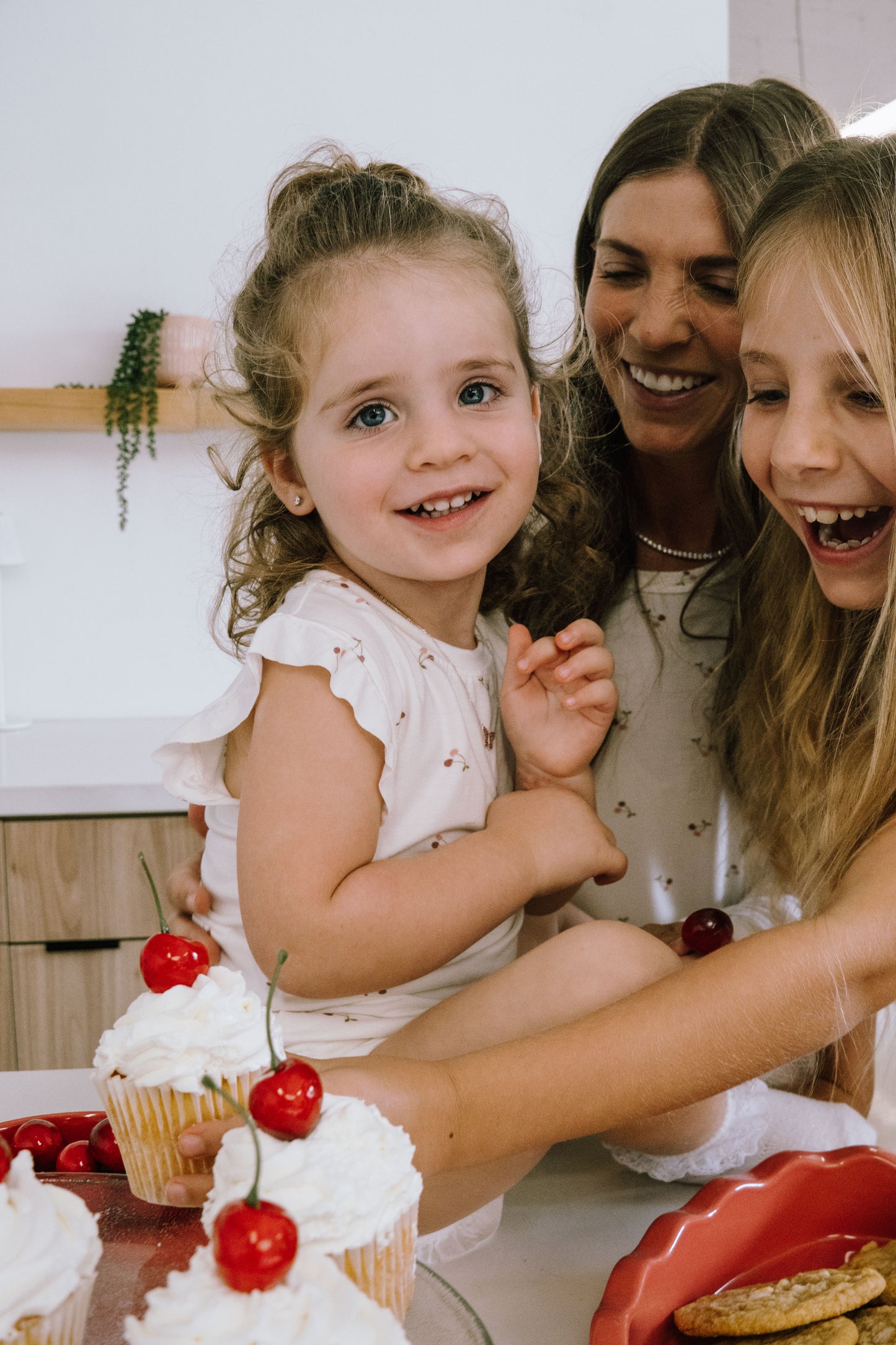 CERISE Tank Top, Shortie - Vanilla*