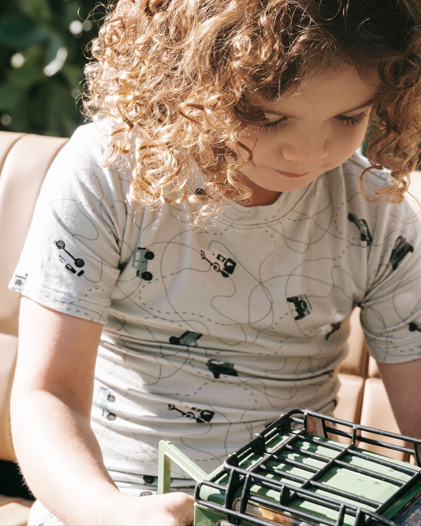 off road print close up short sleeve