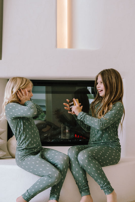 SILENT PINES Long Sleeve, Long Pant- Evergreen*