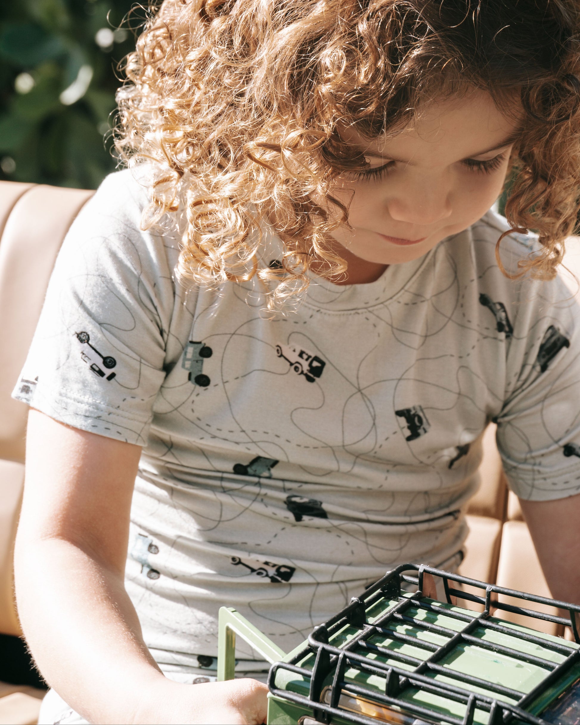 off road print close up short sleeve